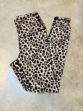 Colorfulkoala Leopard Print
High Rise Leggings
